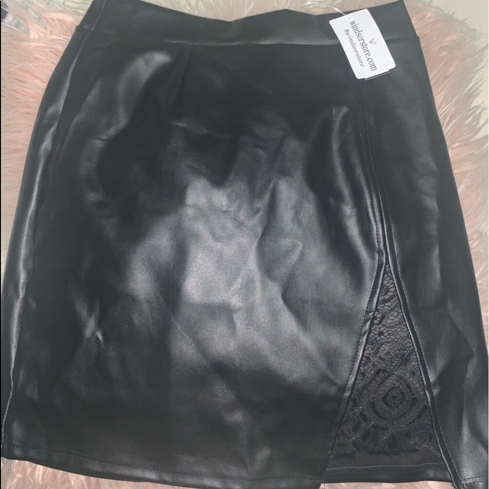 Windsor leather mini skirt
